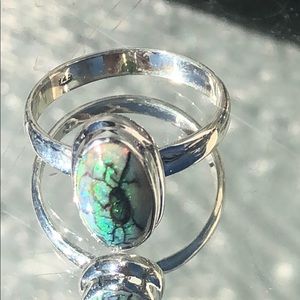 BOUTIQUE STERLING OPAL 925 SILVER RING, SIZE 7